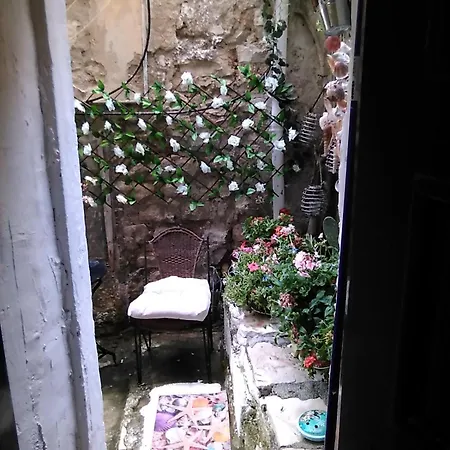 Metropolis * Corfu (city)